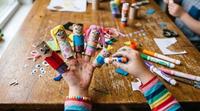 The Finger Family — actividad Los Mundos de Noa
